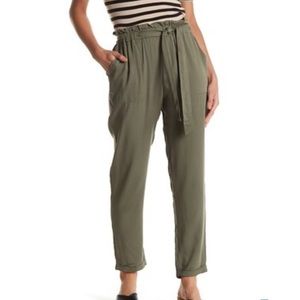 “Know One Cares” Kendall and Kylie paper bag pants